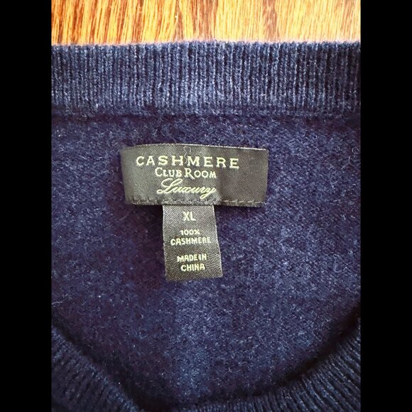 Cashmere Club Room Navy Pullover Crewneck Sweater, XL - Picture 5 of 6
